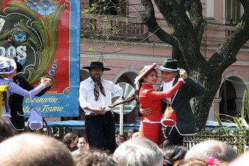 Half Day Private Tour Discovering San Telmo And Mataderos Fairs