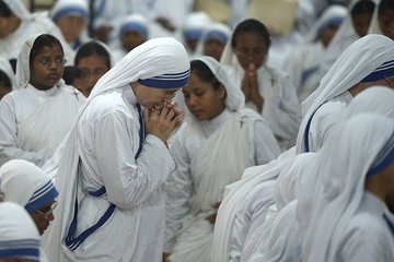 Full day tour of Tajmahal with Mother Teresa Missionaries of charity