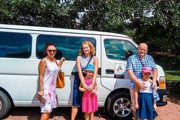 Transfer between Colombo Airport (CMB) and Cinnamon Wild, Yala