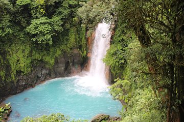 Celeste River Guided hike
