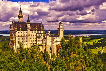 Private Tour of Neuschwanstein Castle & Highline 179 from Munich
