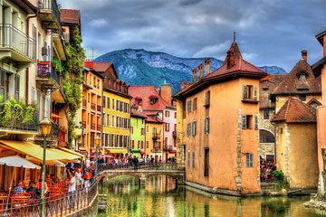 Private Trip from Geneva to Annecy in France