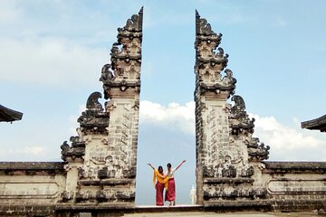 Bali Iconic - Waterfall, Swing & Temple Private Tours