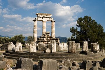 Delphi and Arachova full day touring experience