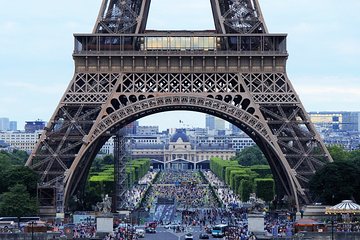  Paris Private Walking Tour With A Professional Guide