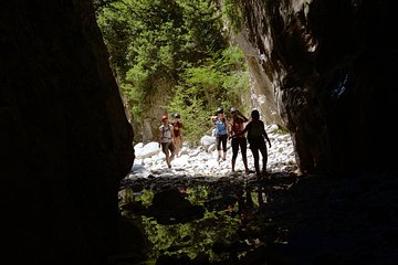 Ridomo Gorge hike to MANA spring