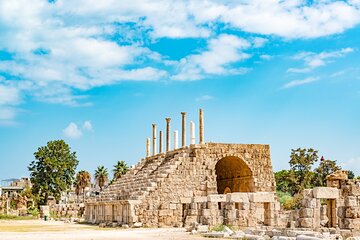 Full-Day Budget Trip to Sidon, Tyre and Maghdouche