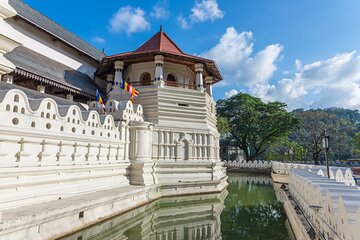 Kandy City Tour from Sigiriya