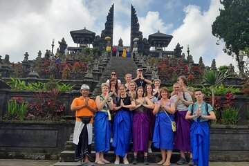 Private Full-Day Tour to Besakih Temple and Penglipuran