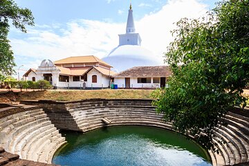 Anuradhapura Buddhist Icons Tour from Sigiriya