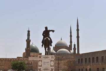 Egyptian Museum, Citadel and Old Cairo Tour with guide 