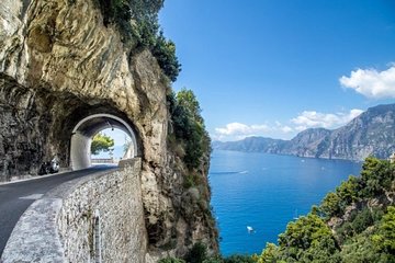 Private tour on the Amalfi Coast and Pompeii ruins