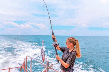 Deep Sea Fishing Boat Tour in Hikkaduwa