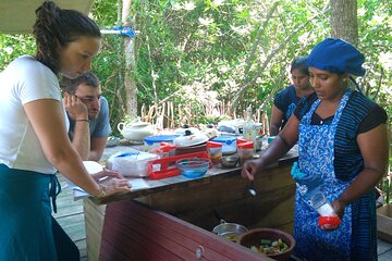 Cooking Experiment with Sri Lankan Spices from Matale