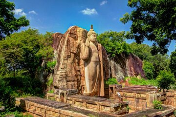 Yapahuwa Ancient Kingdom from Sigiriya