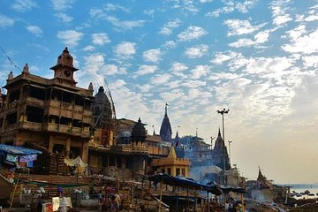 Private Riverside Walking Tour to Varanasi Temples