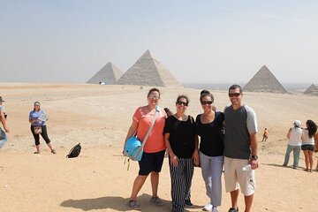Guided Half Day Tour to Giza Pyramids and Sphinx From Cairo- Private Tour