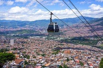 Half Day Transformation Tour and Comuna 13 in Medellin