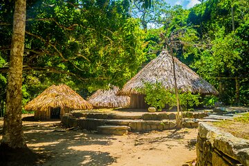 Archeological Tour in Taironaka with River Tubing and a small Lost City