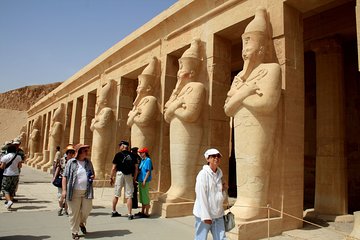 4 Nights Cruise Luxor, Aswan, Abu simbel, Balloon,and Tours By Bus From Hurghada