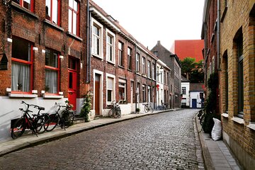 Explore the Instaworthy Spots of Bruges with a Local