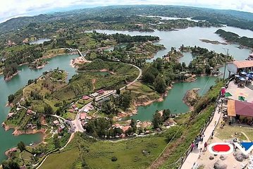 El Peñol and Guatape Private Tour from Medellin