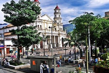 Three County Private Tour: Medellin, Envigado and Sabaneta