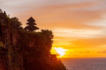 Uluwatu Sunset Tour: Uluwatu Temple & Kecak Dance 