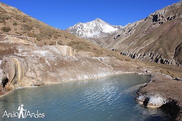 Volcano & Hotsprings 4K from Santiago Private Tour