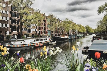 Amsterdam Must-See Historical City Walk with Local Expert