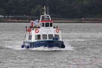 Stunning 90-Minute Firth of Forth Sightseeing Cruise Adventure