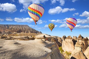 Cappadocia 1-Night Small-Group Tour with Hot Air Balloon