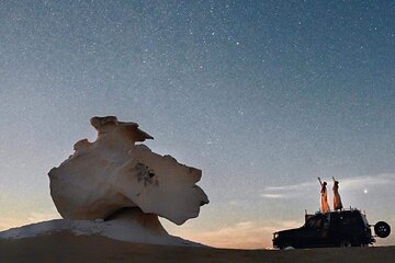 Package 5 Days 4 Nights to Gara Cave Desert Tour in Egypt