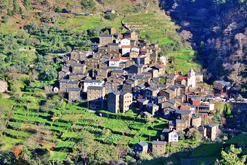 A tour between Cascades and Schist Villages, Piodão