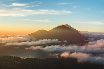 Mount Batur Sunrise Hike with Breakfast 