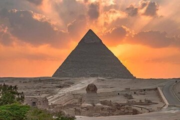 Giza Pyramids , Great Sphinx , Egyptian Museum and Bazaar ( Hot Deal ) 