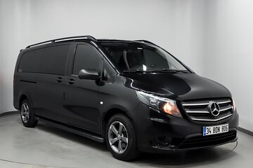  Istanbul Airport Transfer by Private Minivan + Meet & Greet Service