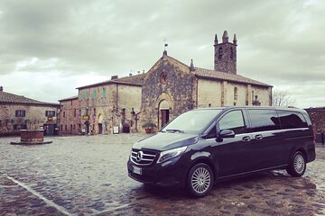Private transfer by minivan from Florence to Rome