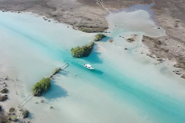 Bacalar Boat Tour and Visit to Cenotes