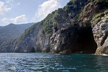 Boat Trip "Sea Caves of Thetis"