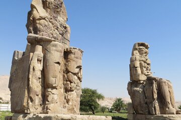 Budget 4-Nights Nile Cruise Luxor & Aswan Tours by Plane from Cairo