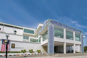 Islamic Arts Museum Admission with Kuala Lumpur Famous Landmarks
