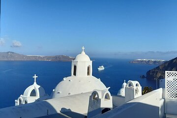 Half-Day Traditional Santorini Tour