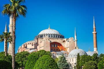 Istanbul Tour Including Blue Mosque, Hagia Sophia, Topkapi Palace and Hippodrome