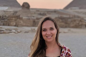 8-Hour Private Tour of the Pyramids, Egyptian Museum and Bazaar from Cairo