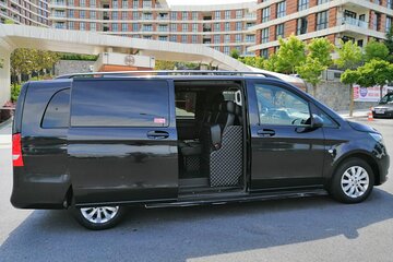 Istanbul Airport Transfer Private Minvan