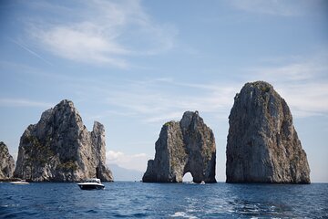 Private Full Day Capri Tour by Boat from Positano