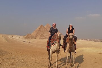 Private Tour to Giza Pyramids and Sakkara & Memphis& Dahshur Pyramids