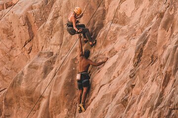 3-Day Expedition in the Sinai Desert Climb Seek and Find