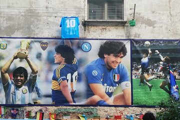 Naples : Maradona private guided tour 